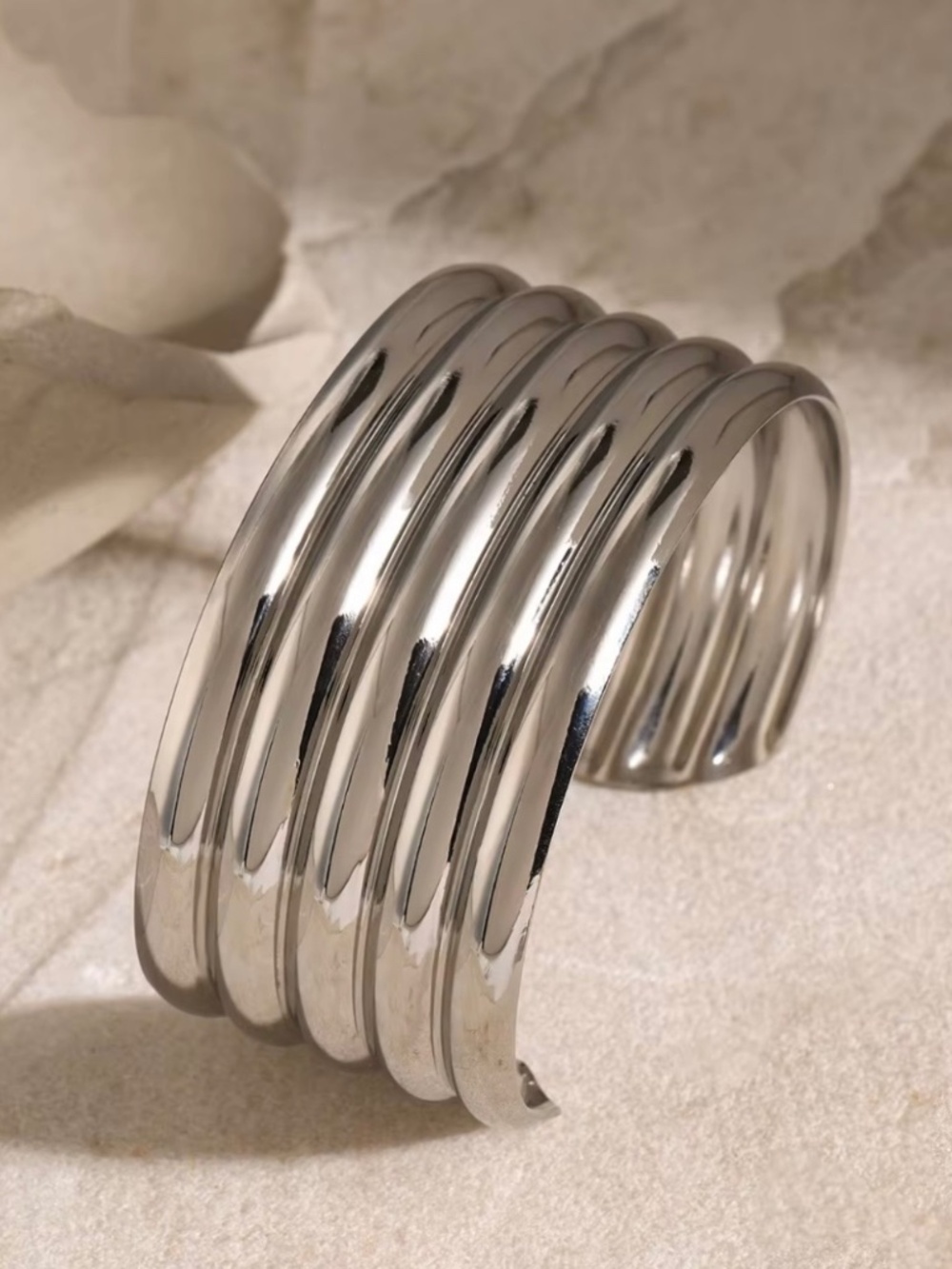 NWOT Stripe Bangle 18k Gold plated & Stainless Steel